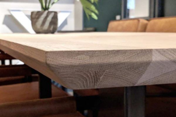 Eikenhout verjongde rand