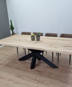 Alternative view of Eikenhout boomstam tafel met Diamant-Matrix Onderstel