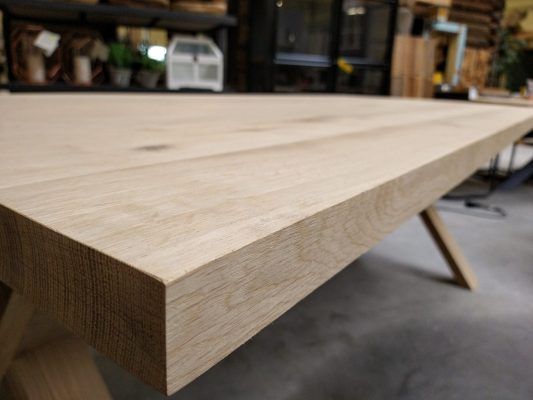 Eikenhout rechte rand