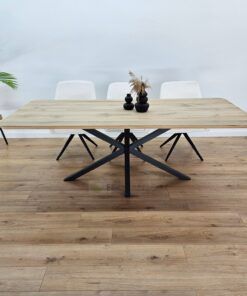 Eiken tafel afgeronde hoeken met Matrixpoot K5