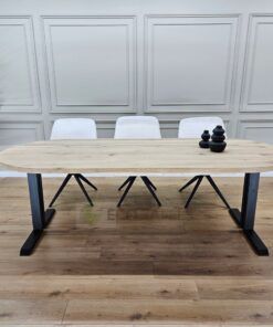 Eiken plat ovale tafel met Dubbele L poten