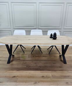 Eiken plat ovale tafel met lage X poten