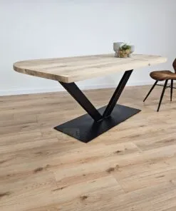 Alternative view of Eiken recht/rond tafel met V-Poot