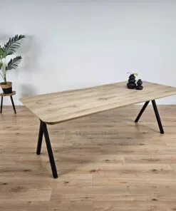 Eiken tafel afgeronde hoeken met Scissor-Poten