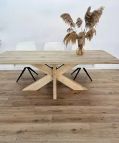 Eiken tafel met afgeronde hoeken met Eiken Matrix