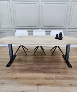 Eiken Deens ovale tafel met Dubbele L poten