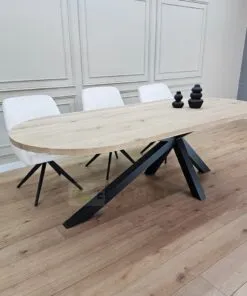 Alternative view of Eiken plat ovale tafel met Matrix-K onderstel