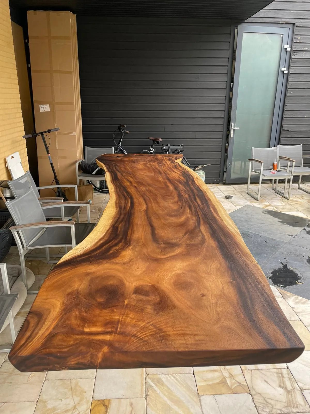 Suar boomstam tafel Mavrix 300 cm