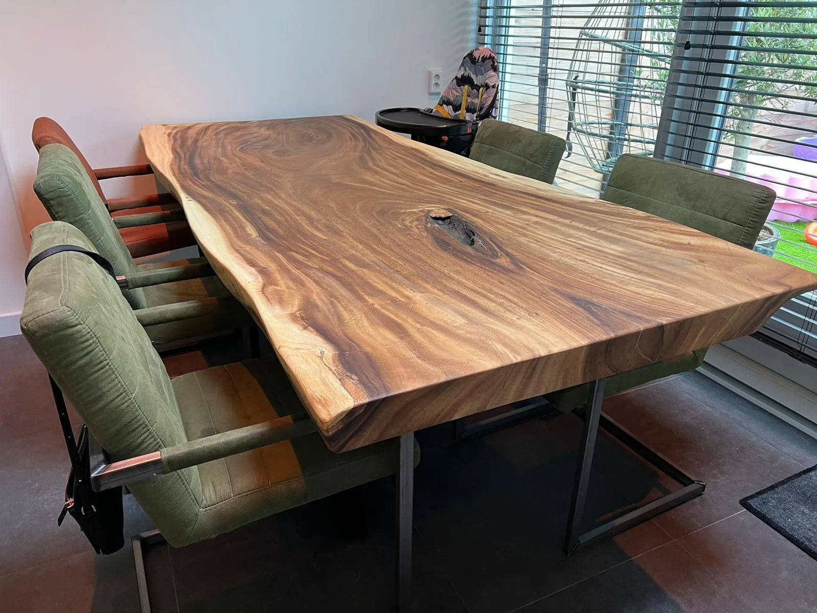 Suar boomstam tafel Mavrix 220 cm